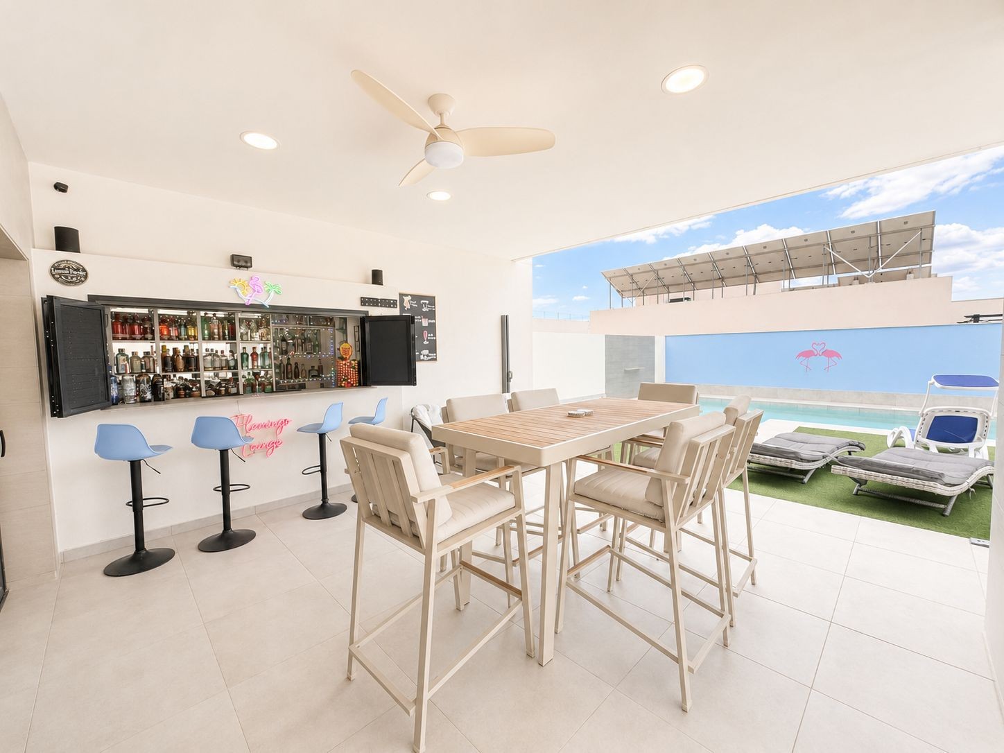 Villa for Sale in Benijofar, Alicante