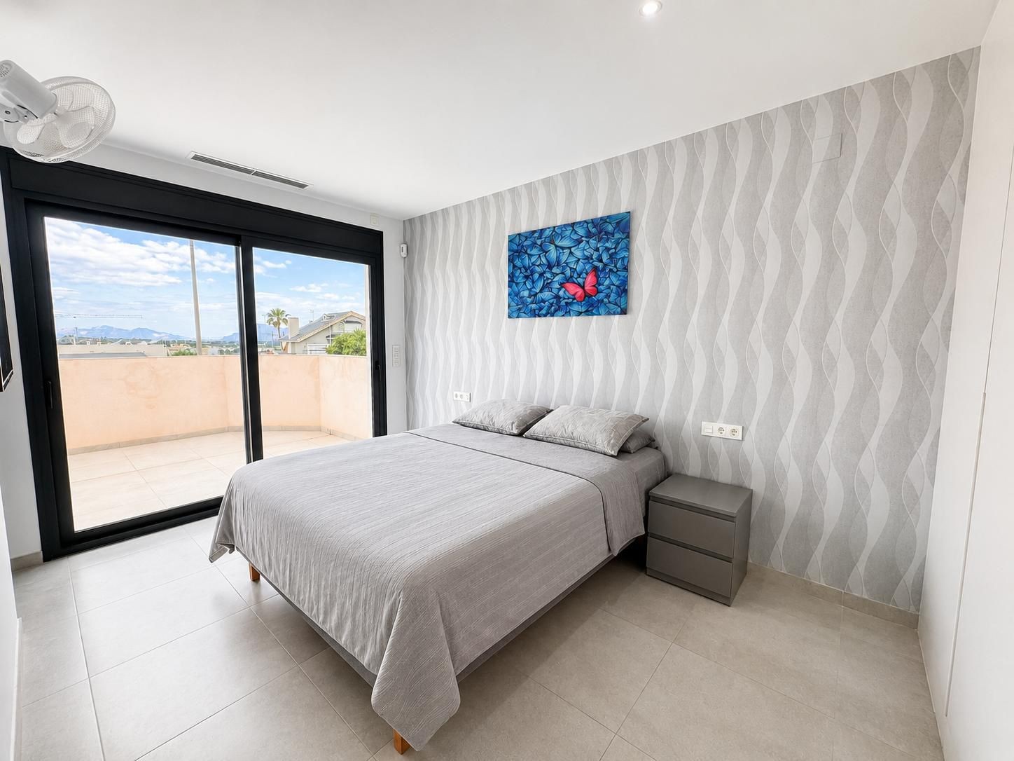 Villa for Sale in Benijofar, Alicante
