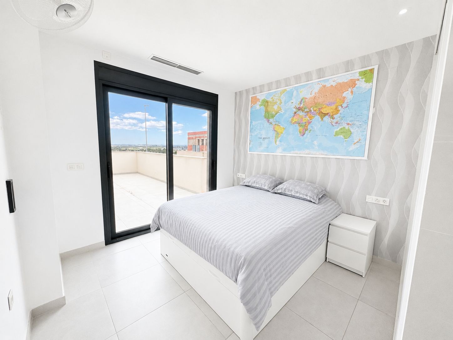 Villa for Sale in Benijofar, Alicante