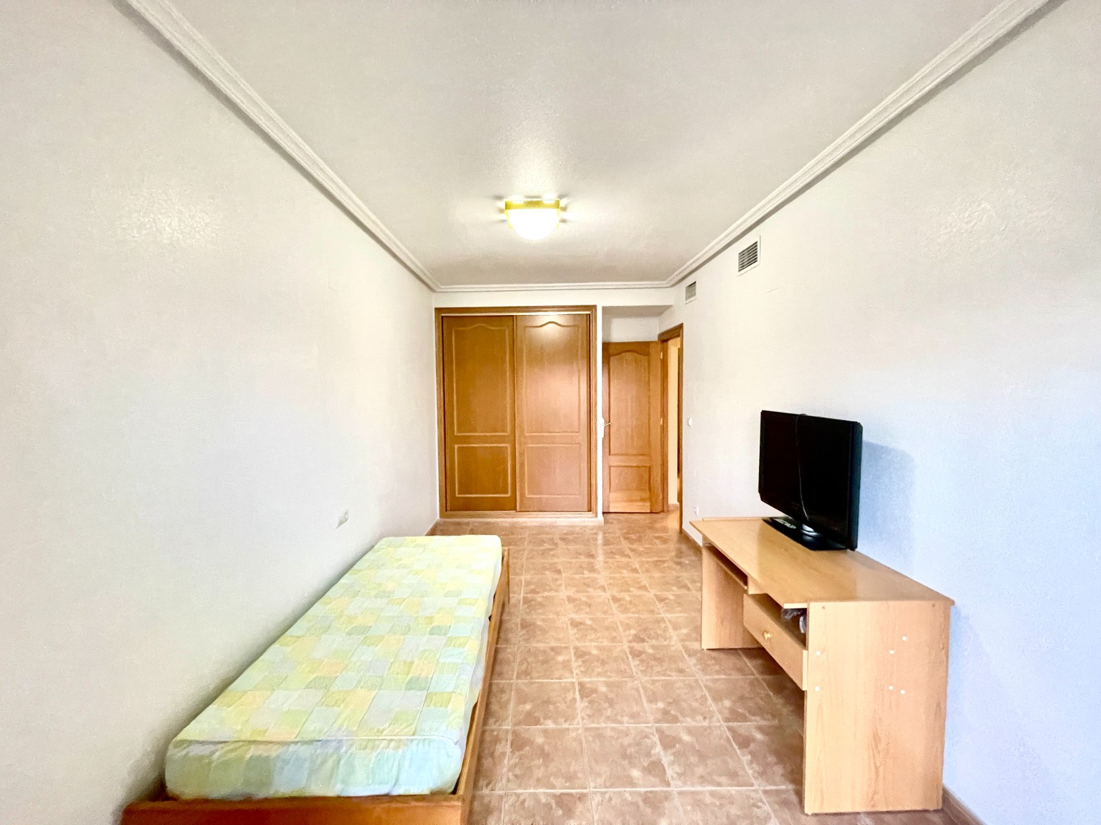 Villa for Sale in Almoradi, Alicante