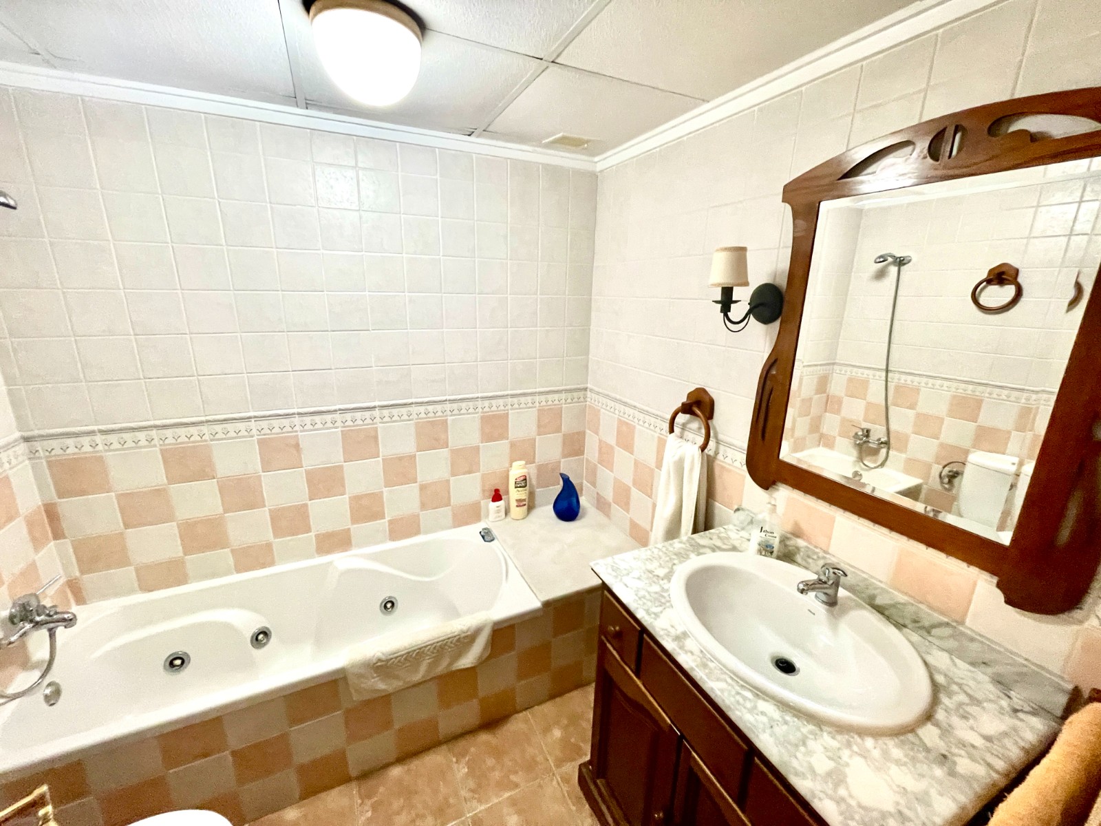 Villa for Sale in Almoradi, Alicante