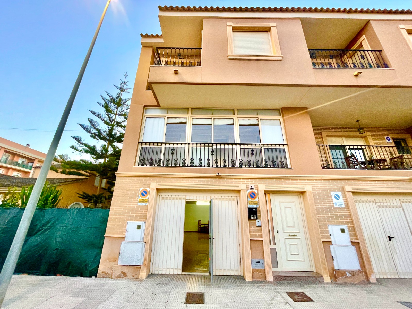 o_1jotoi88uk9gqgl1aiu1vn0qh3a Villa for Sale in Almoradi, Alicante