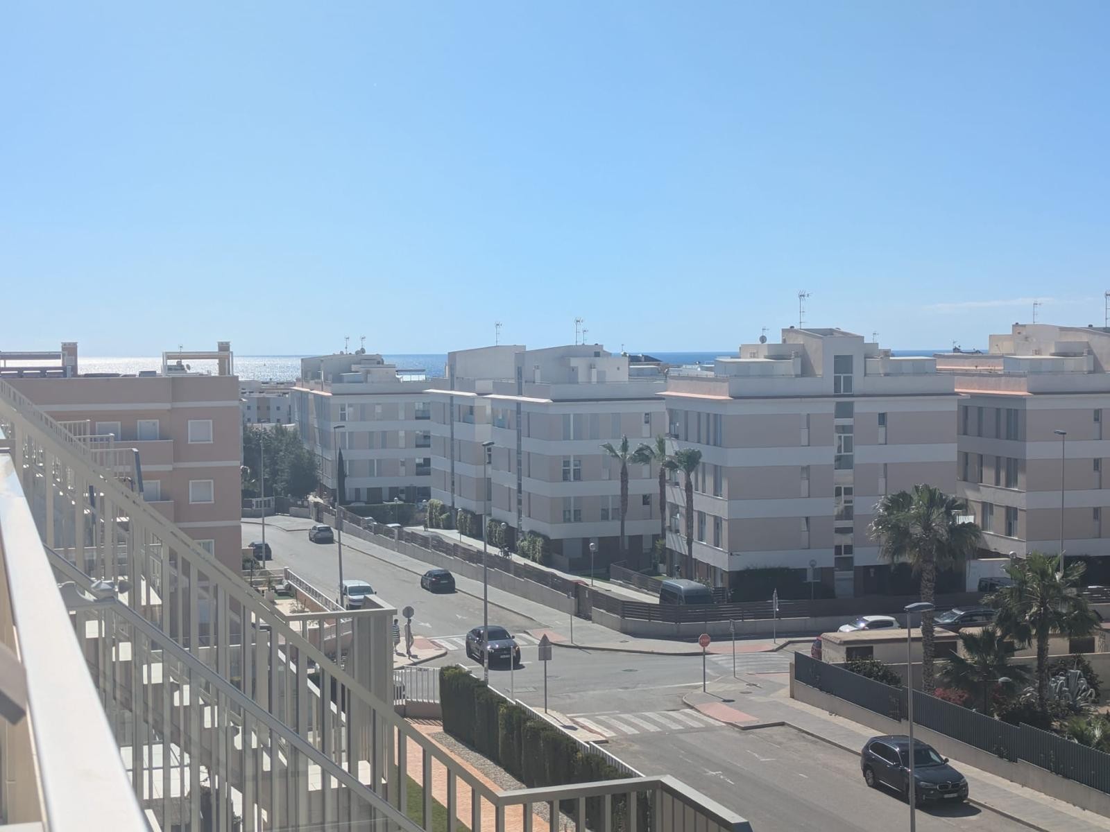o_1jovuip39uu2su4olsf7s1r0r2m Penthouse for Sale in Villamartin, Alicante