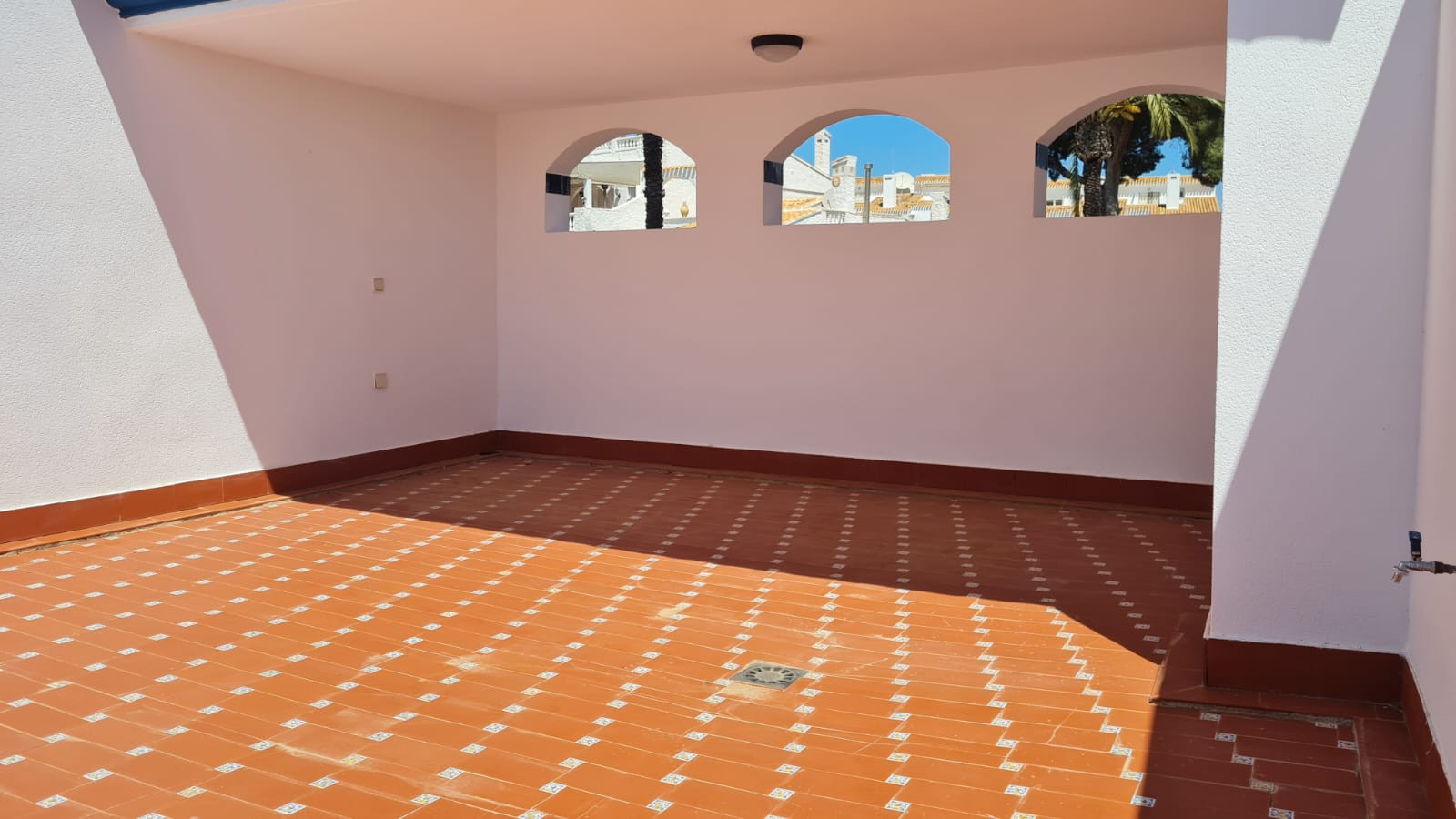 Bungalow for Sale in Villamartin, Alicante