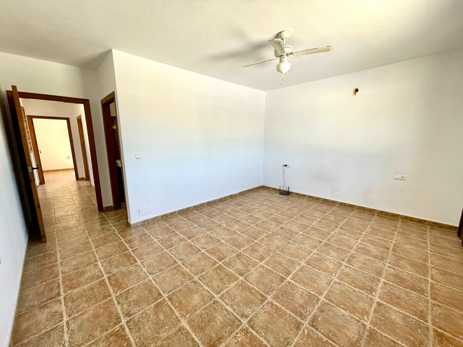 Villa for Sale in Catral, Alicante