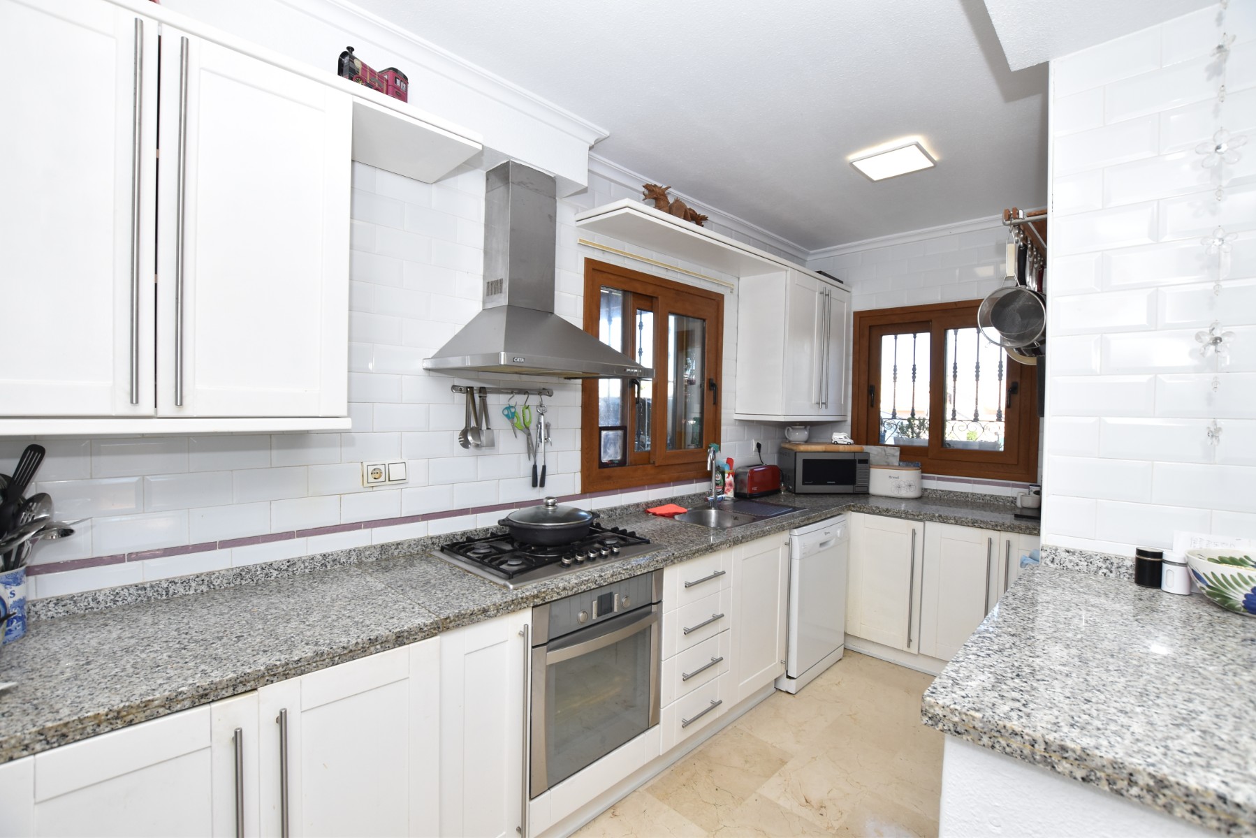Villa for Sale in Algorfa, Alicante