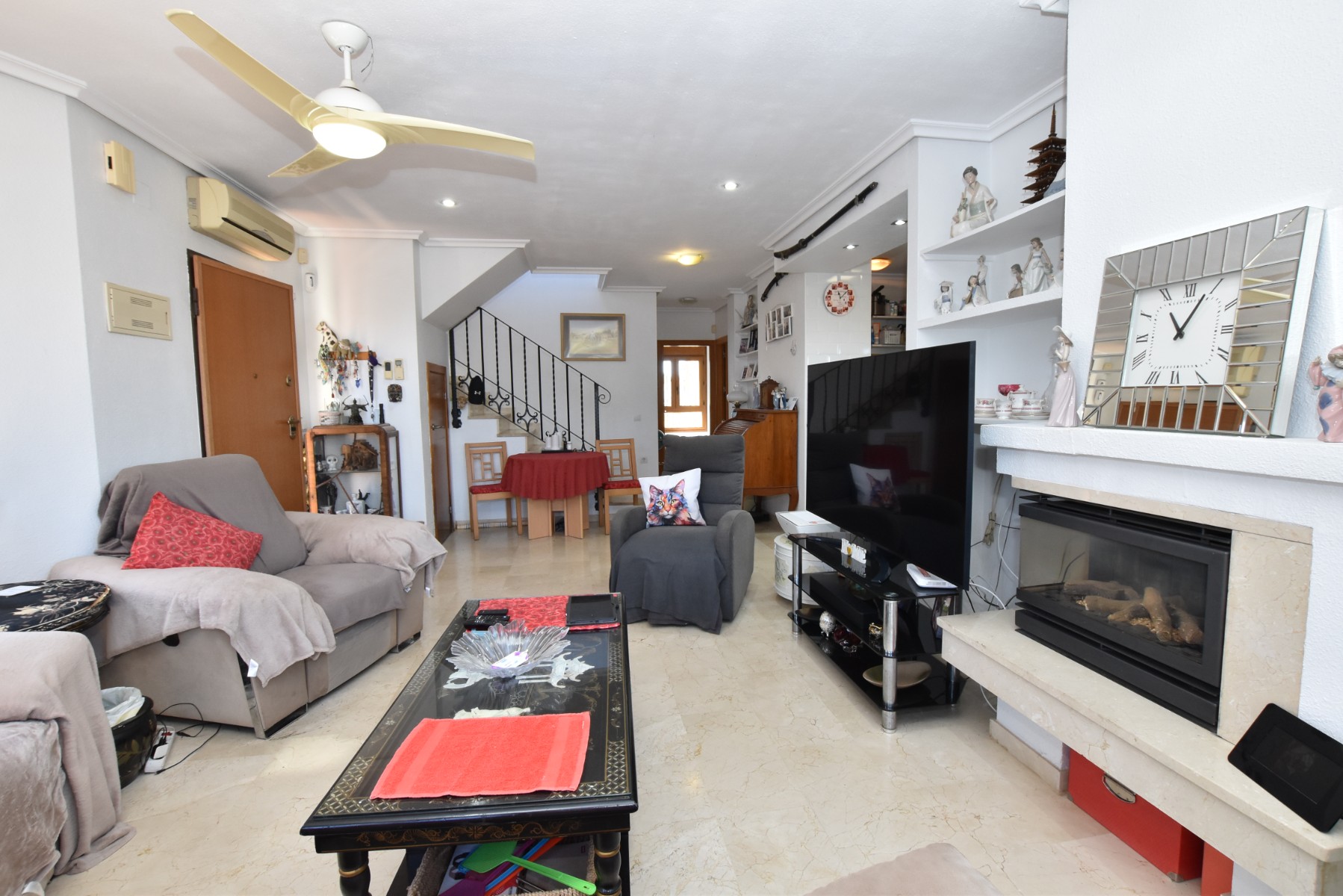 Villa for Sale in Algorfa, Alicante