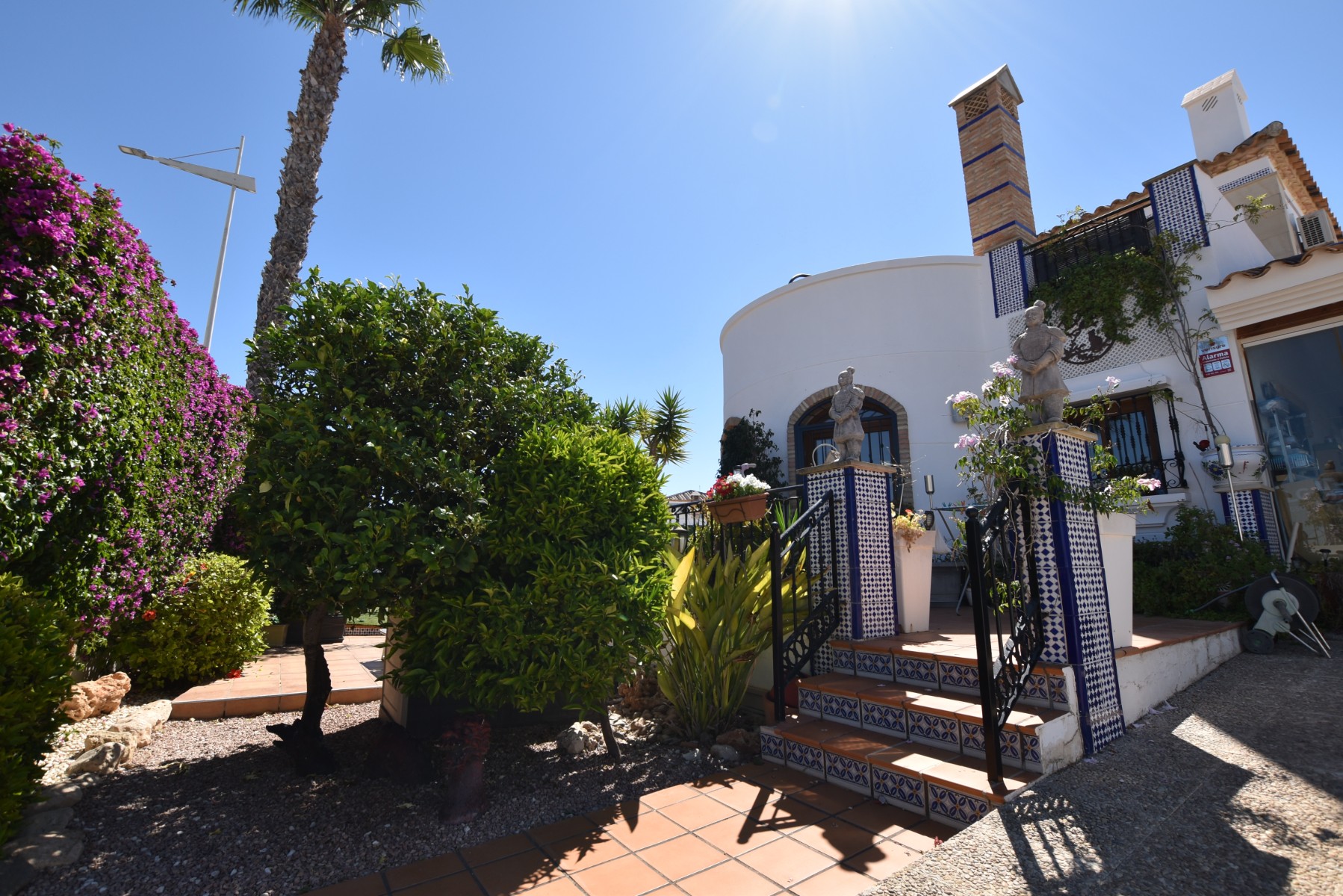 Villa for Sale in Algorfa, Alicante