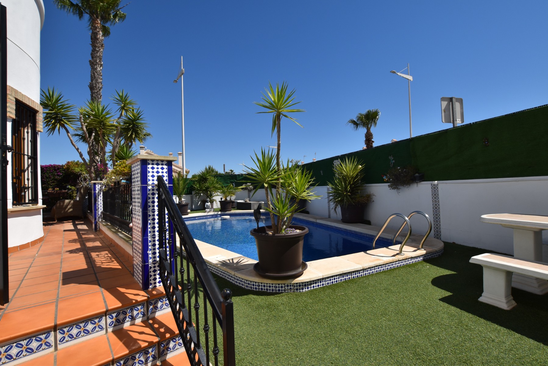 Villa for Sale in Algorfa, Alicante