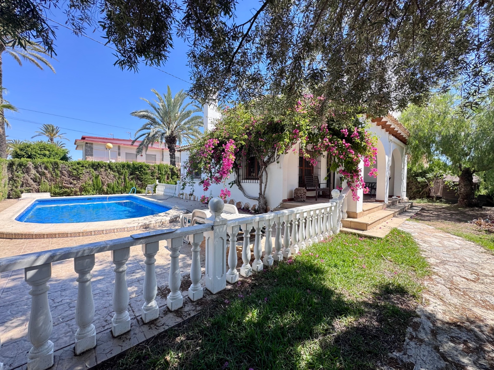 o_1jpg9cshqln5evv1f3ufjhtjf2q Villa for Sale in Orihuela Costa, Alicante