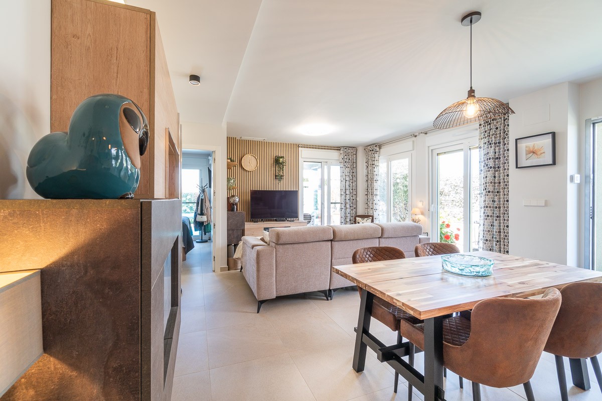 Villa for Sale in Vistabella Golf Entre Naranjos, Alicante