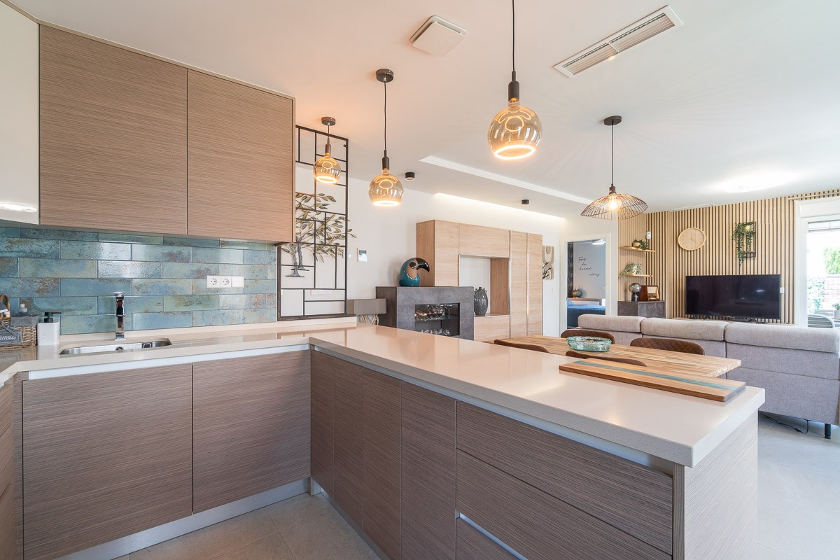 Villa for Sale in Vistabella Golf Entre Naranjos, Alicante