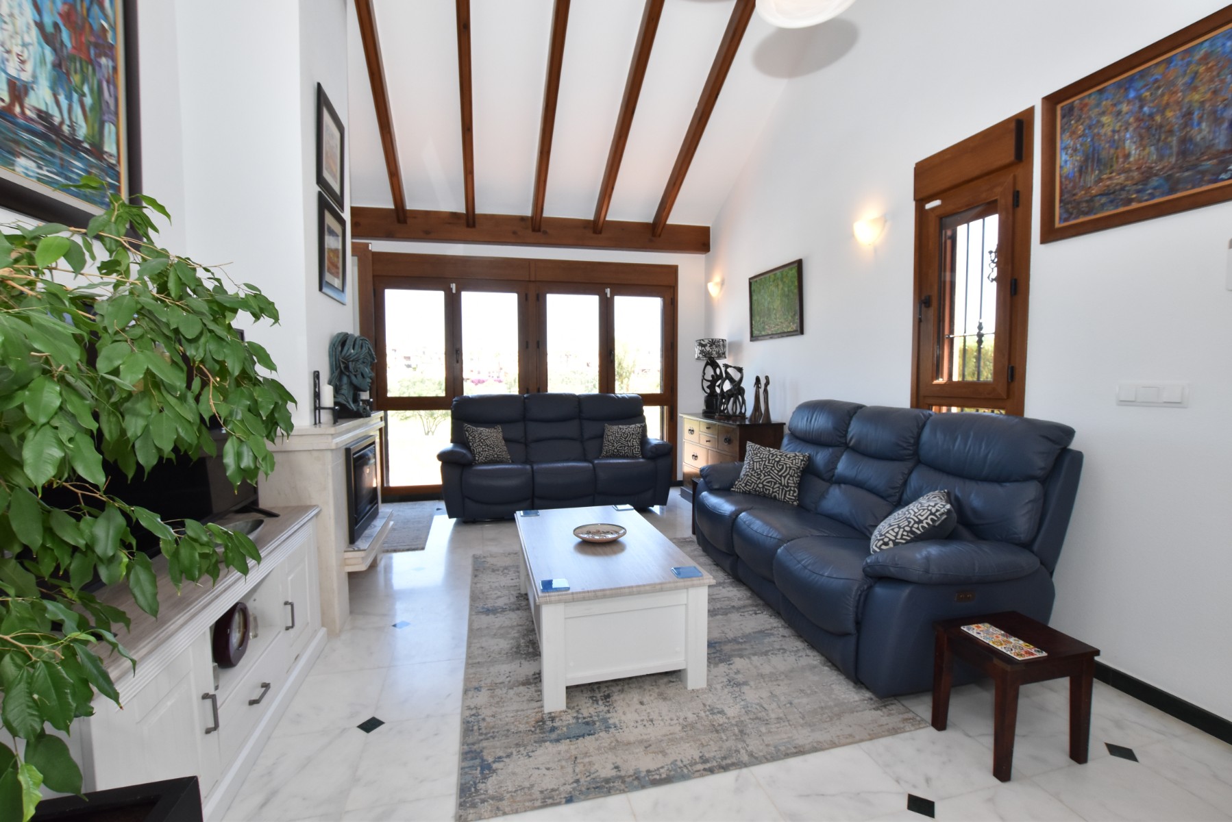 Villa for Sale in Algorfa, Alicante