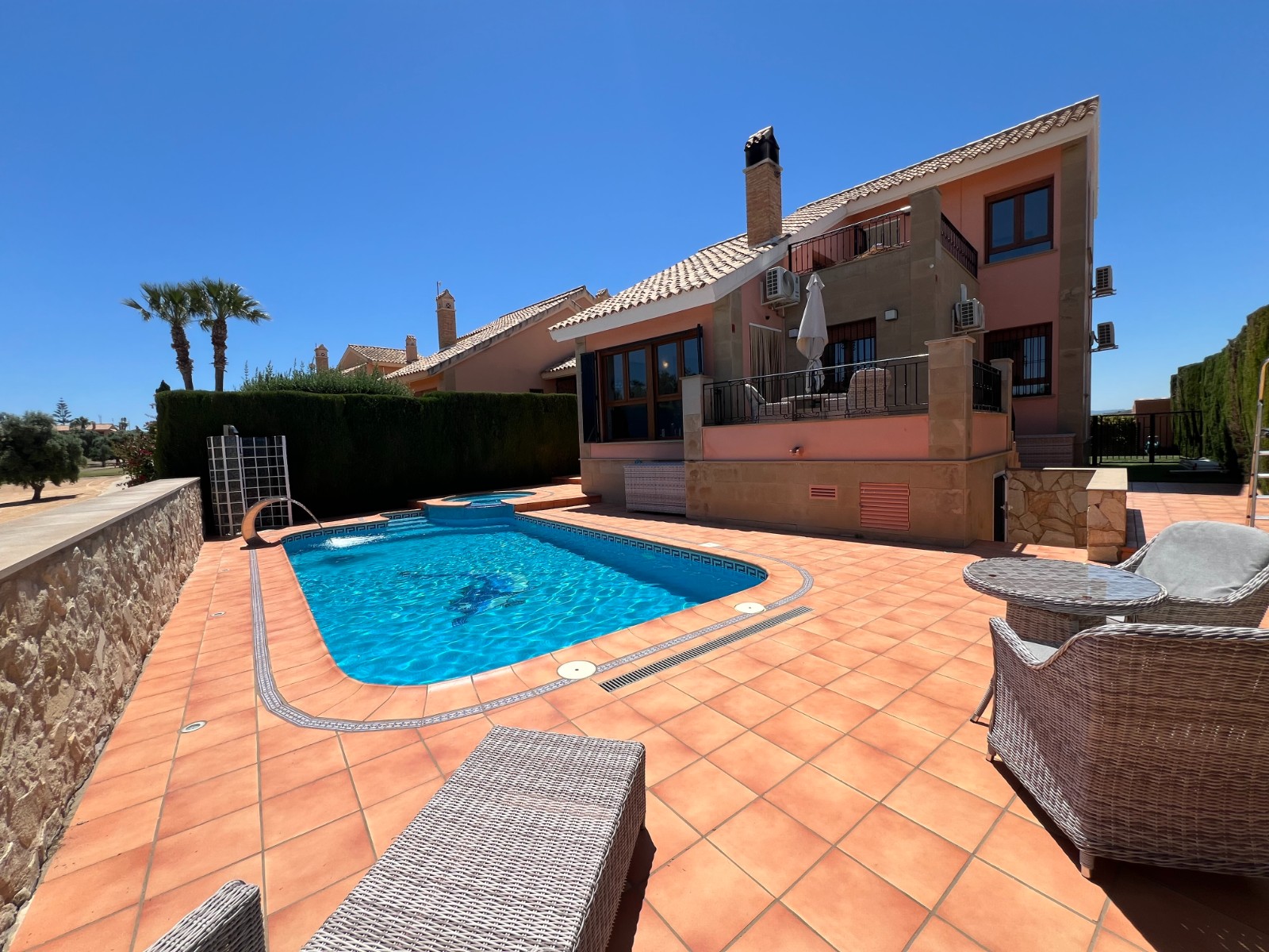 Villa for Sale in Algorfa, Alicante