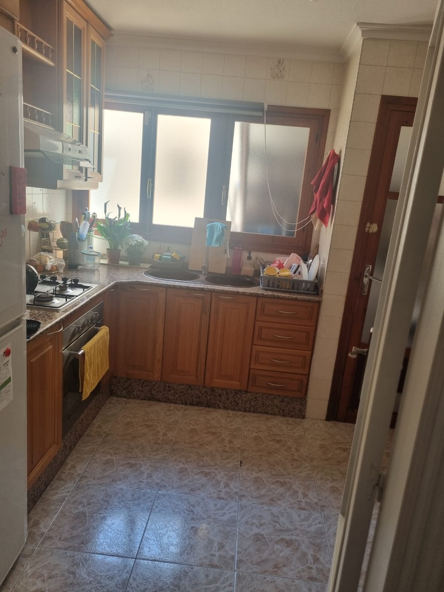 Apartment for Sale in Pinoso, Alicante