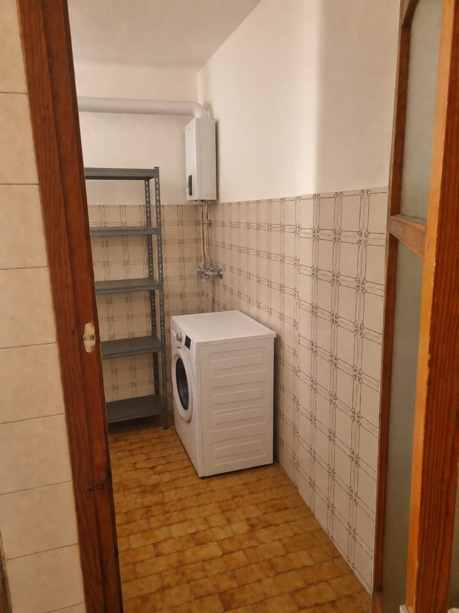 Apartment for Sale in Pinoso, Alicante