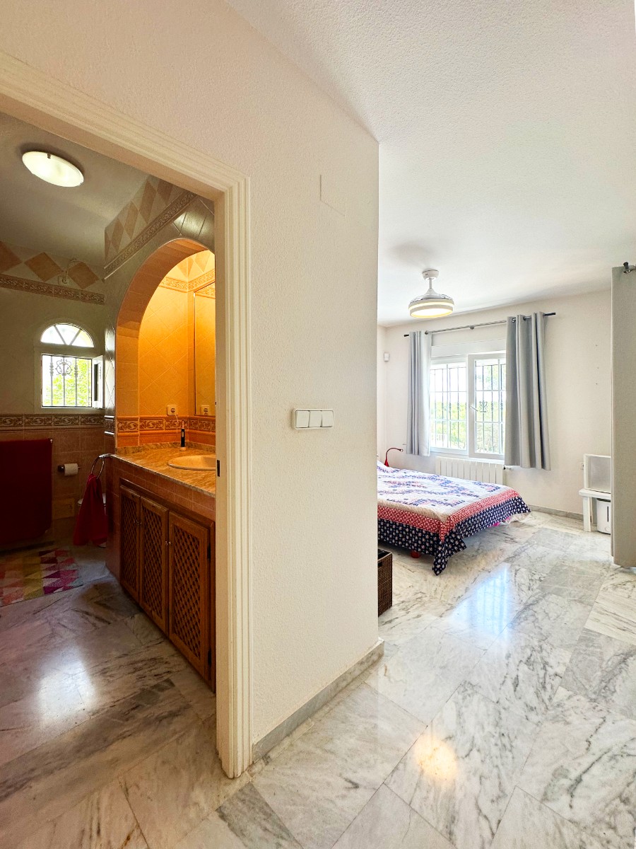 Villa for Sale in Orihuela Costa, Alicante