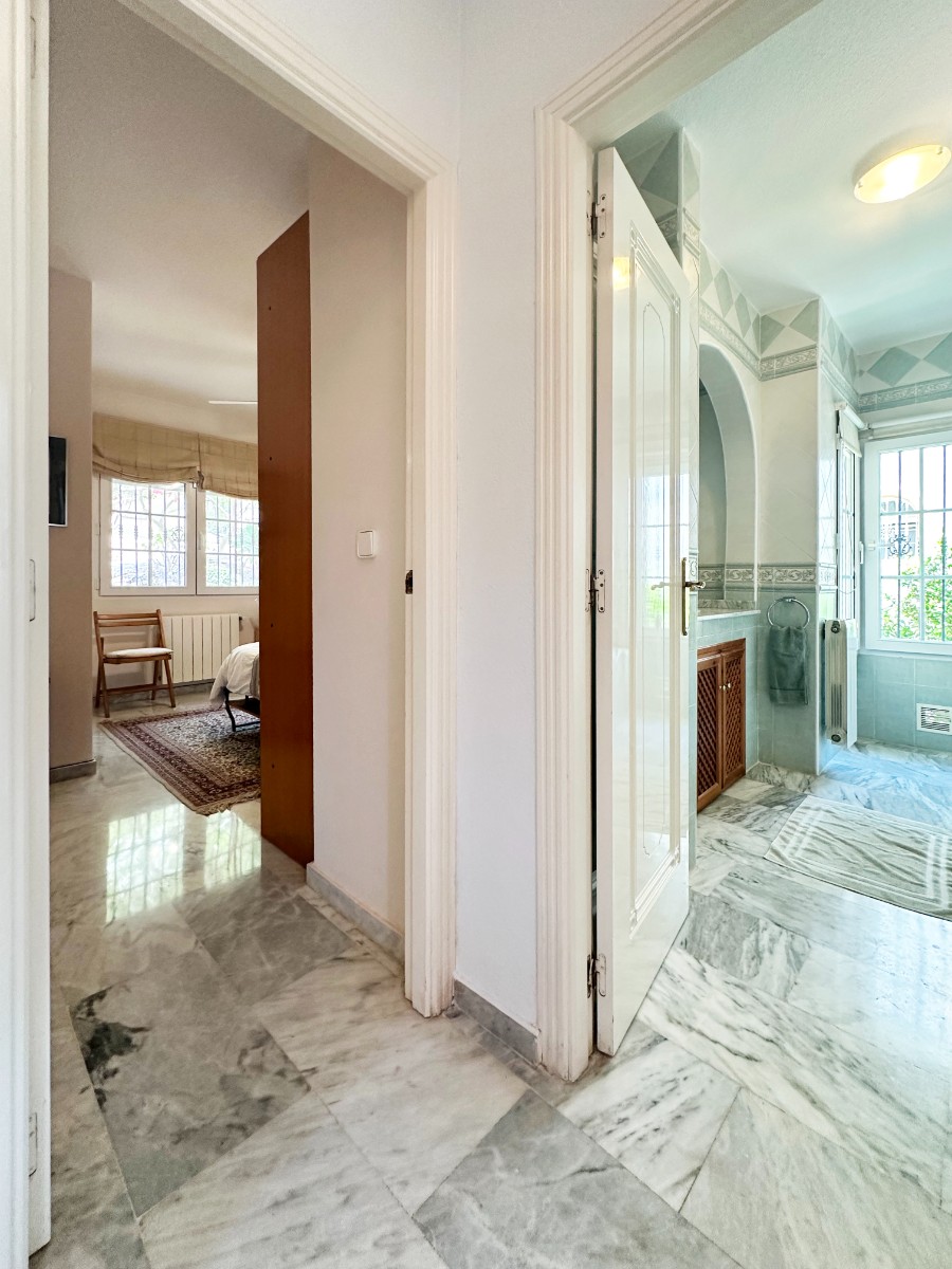 Villa for Sale in Orihuela Costa, Alicante