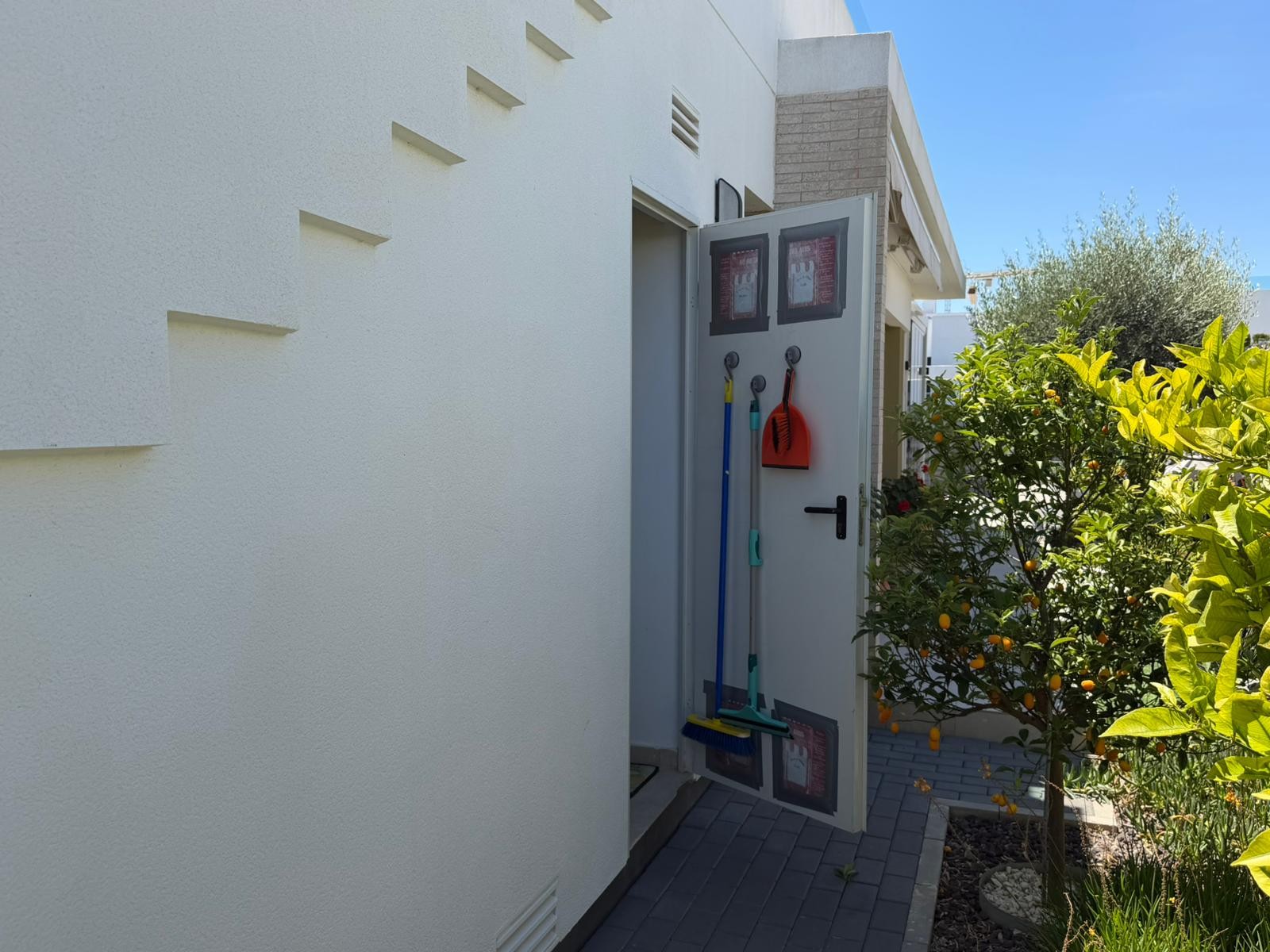 Villa for Sale in Vistabella Golf Entre Naranjos, Alicante