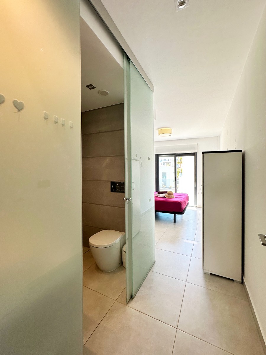 Apartment for Sale in Guardamar del Segura, Alicante
