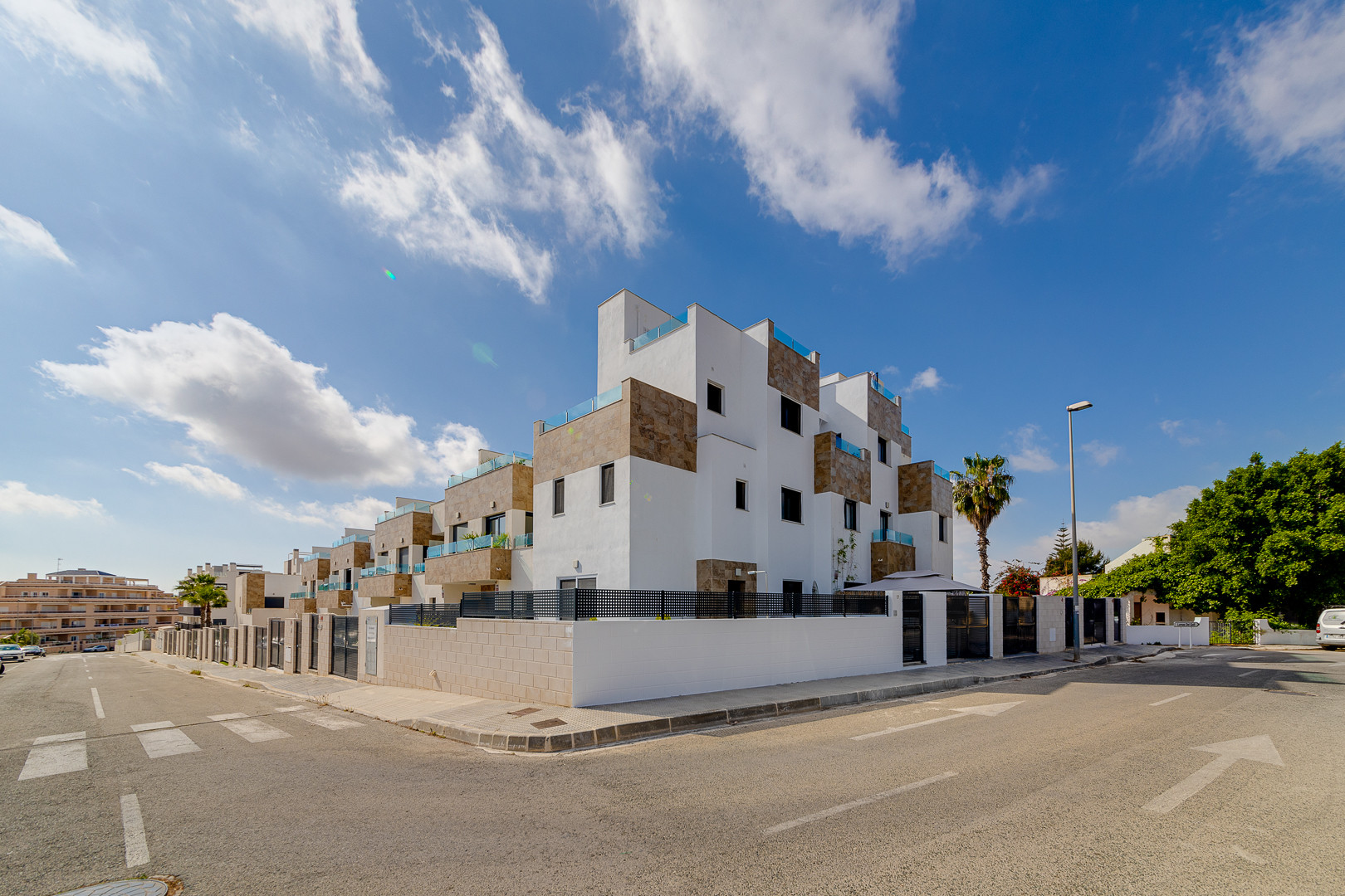 Town House for Sale in Villamartin, Alicante