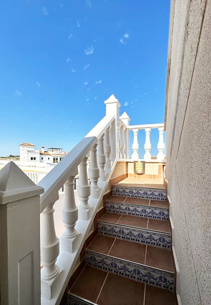 Villa for Sale in San Miguel de Salinas, Alicante