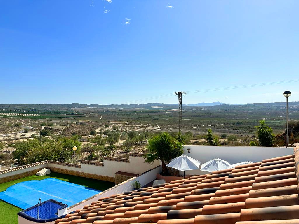 Villa for Sale in San Miguel de Salinas, Alicante