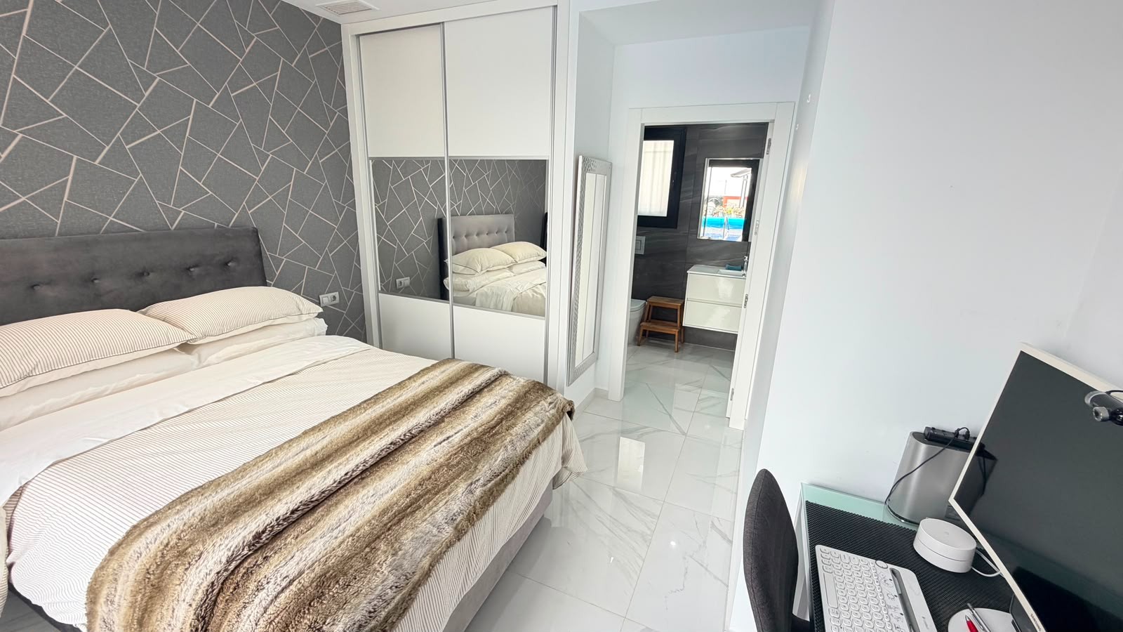 Villa for Sale in Los Montesinos, Alicante