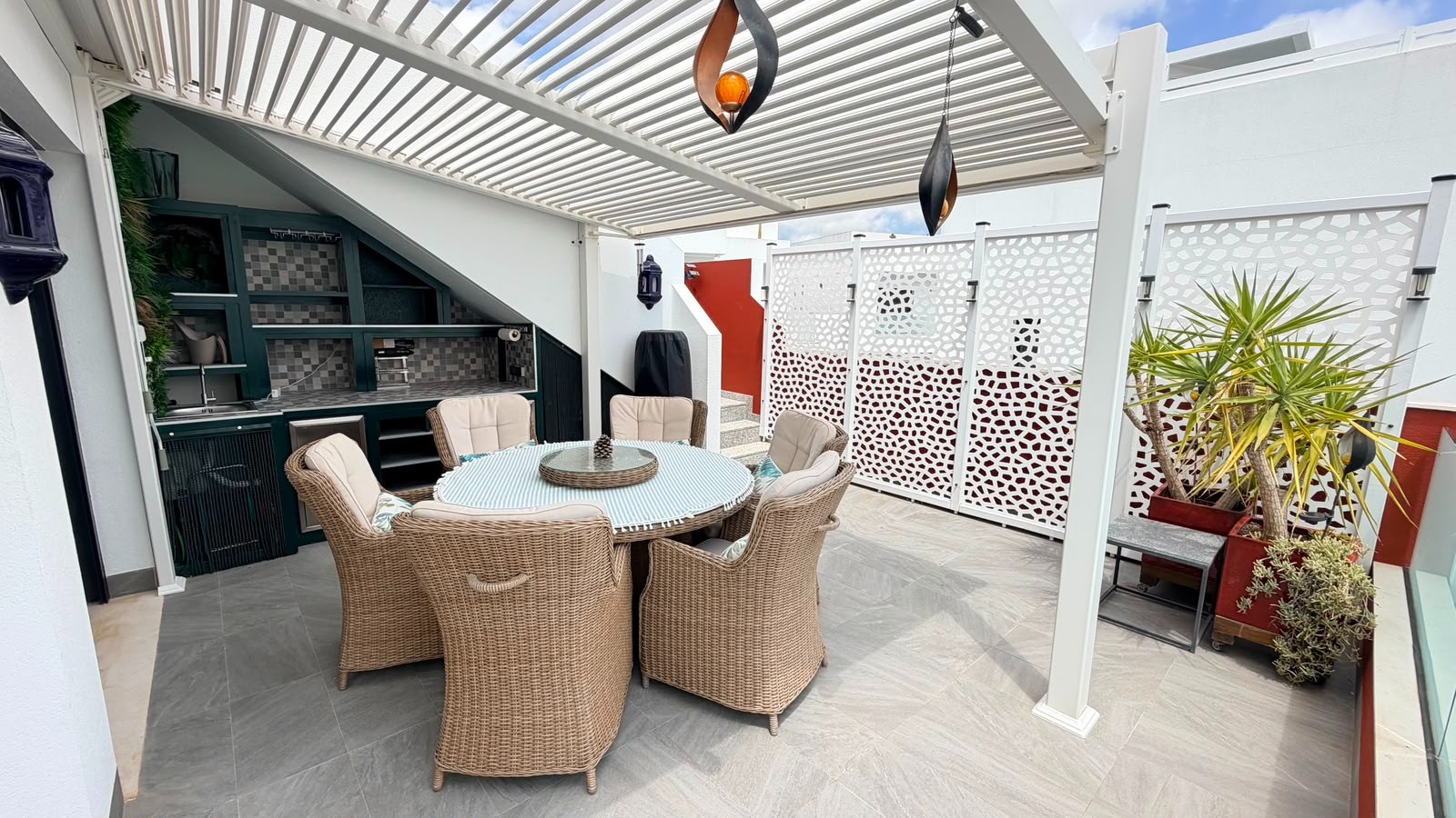 Villa for Sale in Los Montesinos, Alicante
