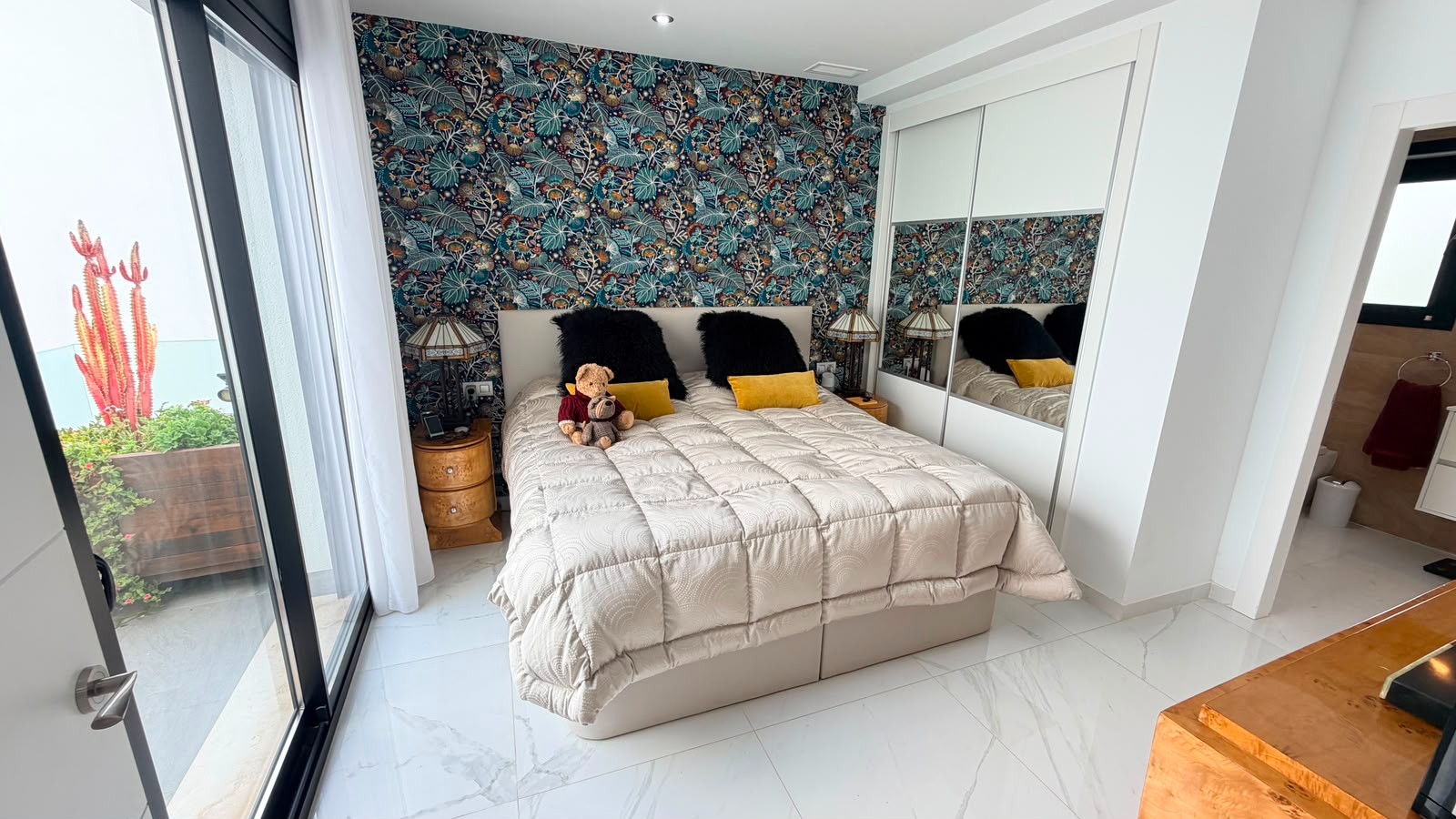 Villa for Sale in Los Montesinos, Alicante