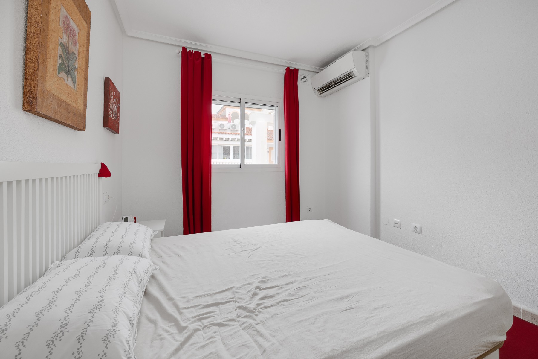 Apartment for Sale in Orihuela Costa, Alicante