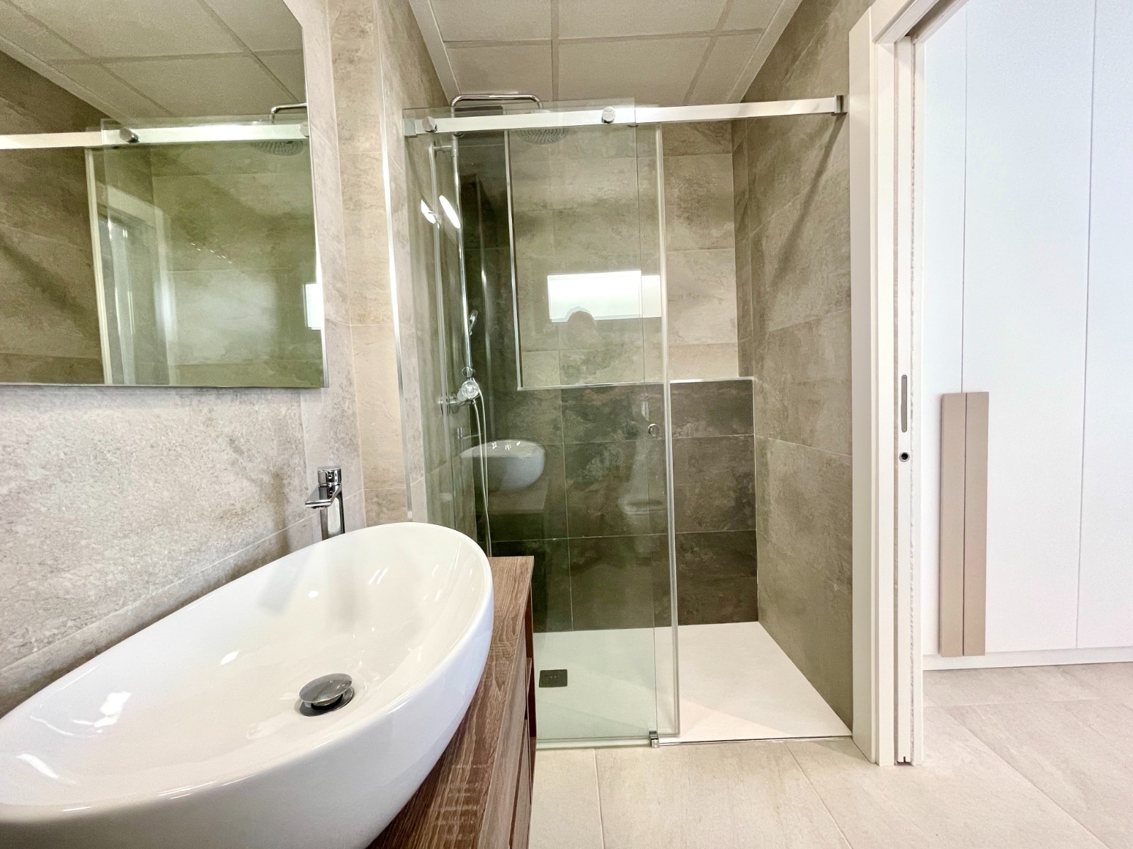 Villa for Sale in Benijofar, Alicante