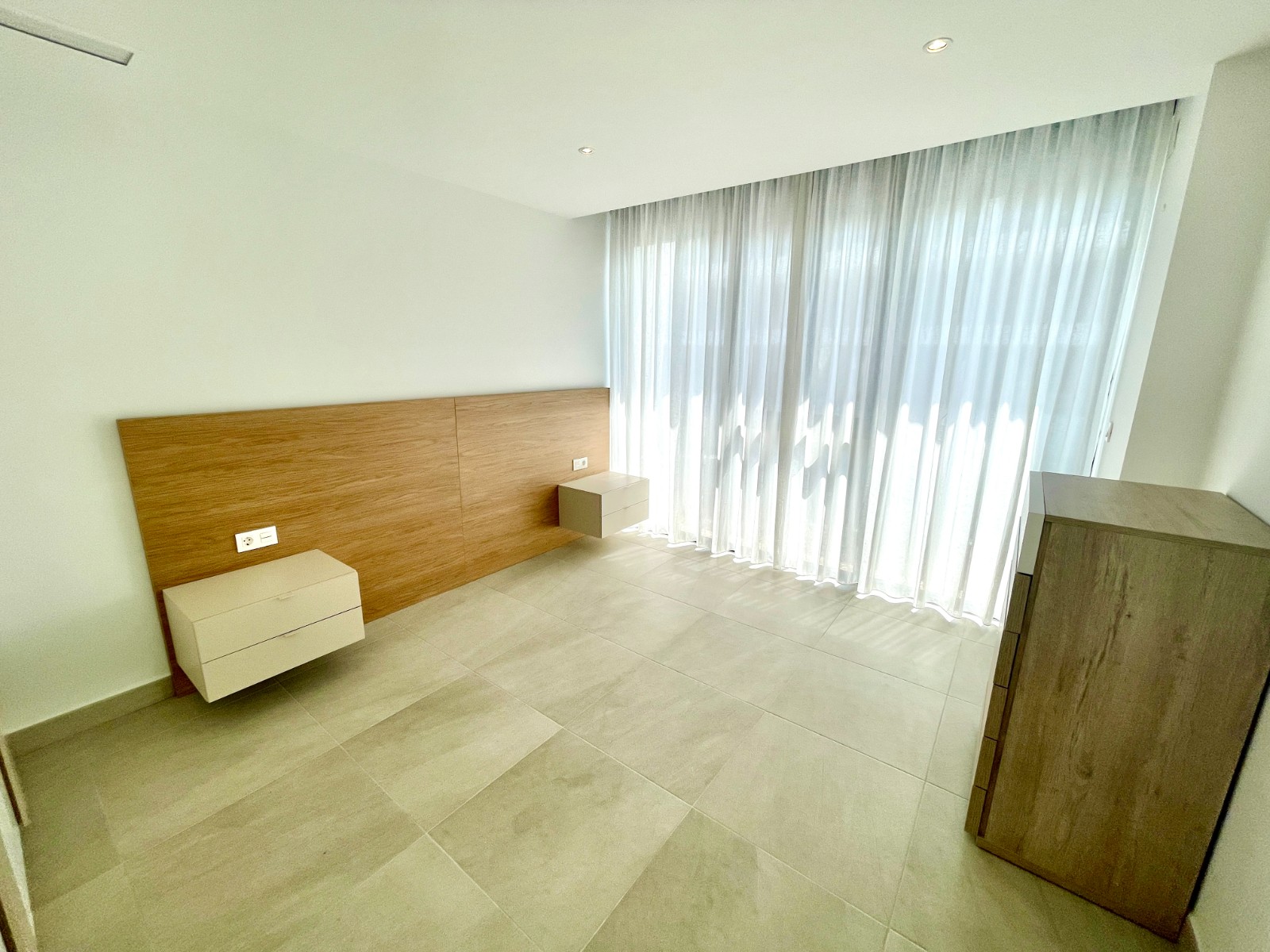 Villa for Sale in Benijofar, Alicante