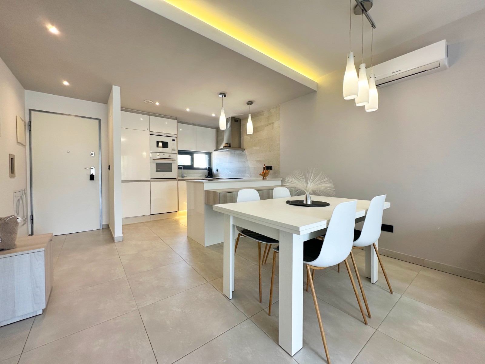 Penthouse for Sale in Guardamar del Segura, Alicante