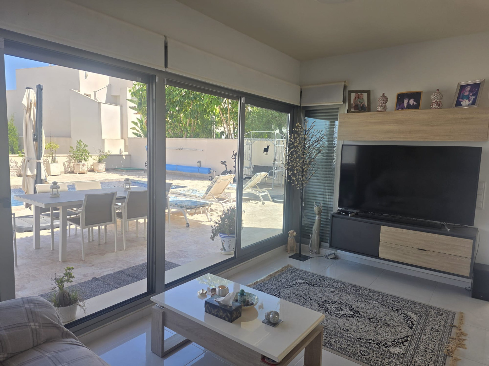 Villa for Sale in San Miguel de Salinas, Alicante