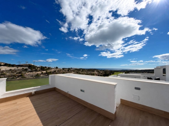 Penthouse for Sale in Finestrat, Alicante