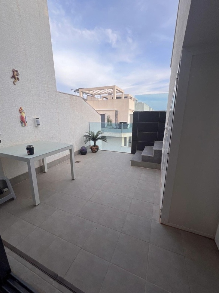 Penthouse Penthouse for Sale in Guardamar del Segura, Alicante