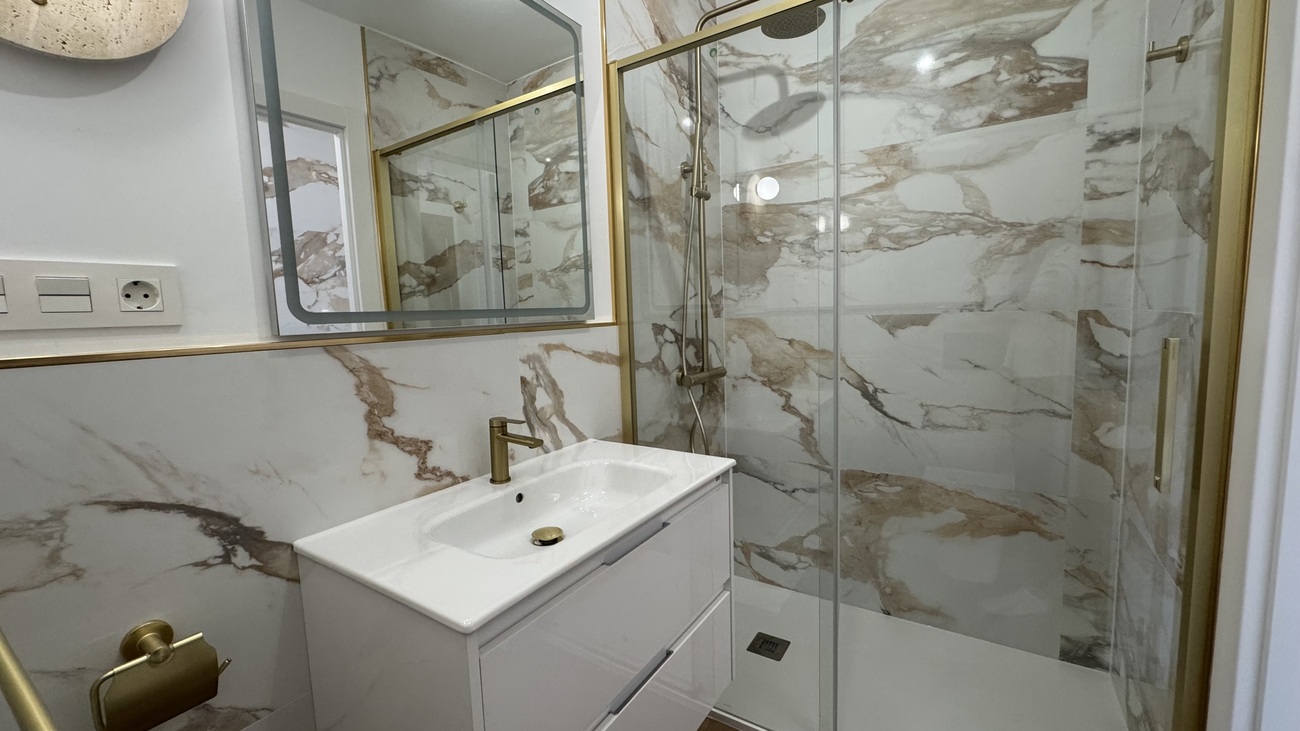Penthouse Penthouse for Sale in Punta Prima, Alicante