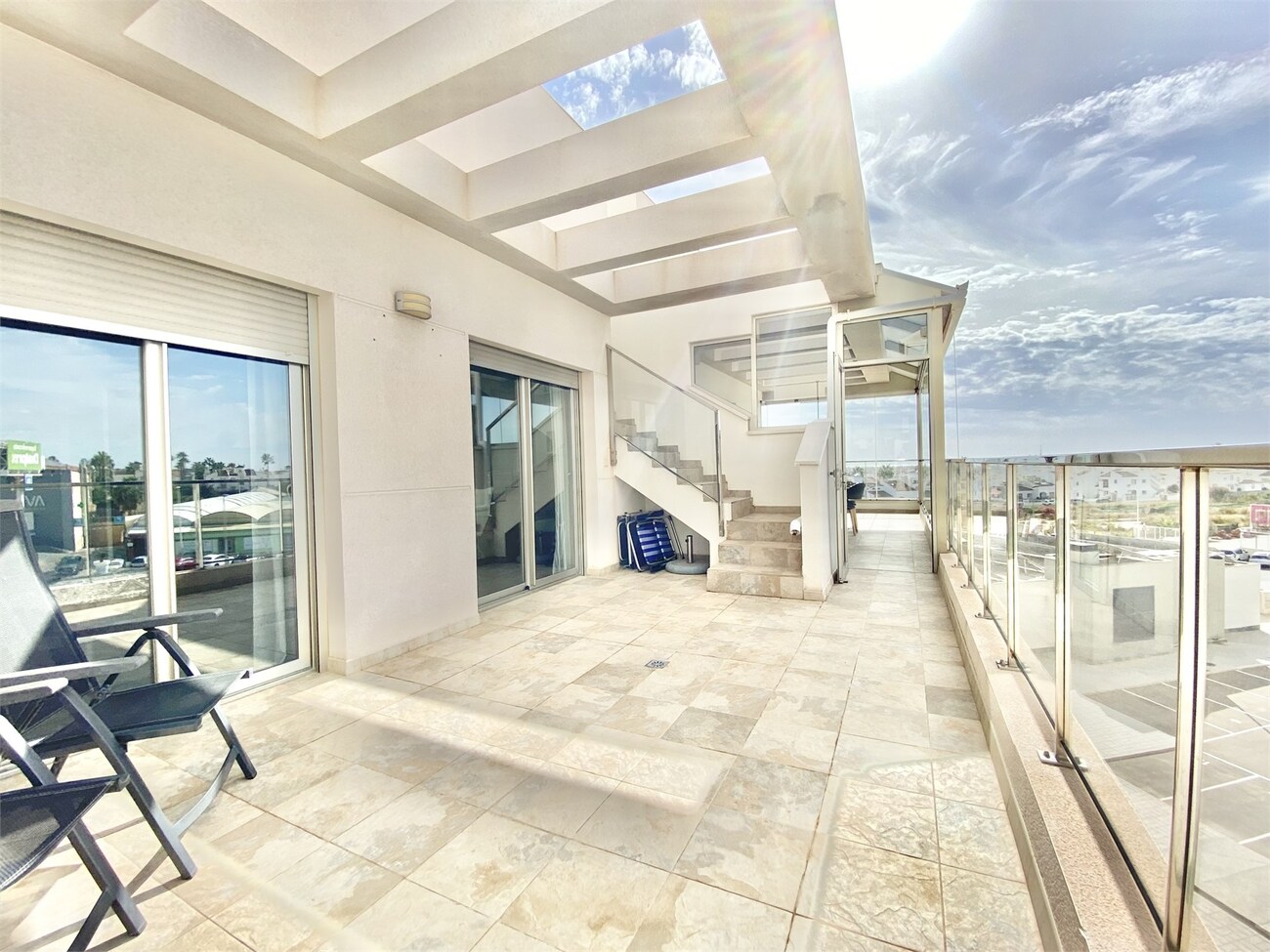 Penthouse Penthouse for Sale in Villamartin, Alicante