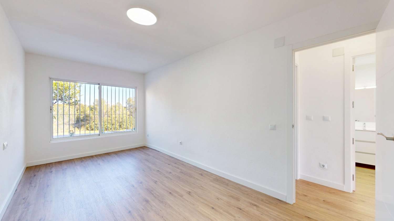 Bungalow for Sale in Orihuela, Alicante