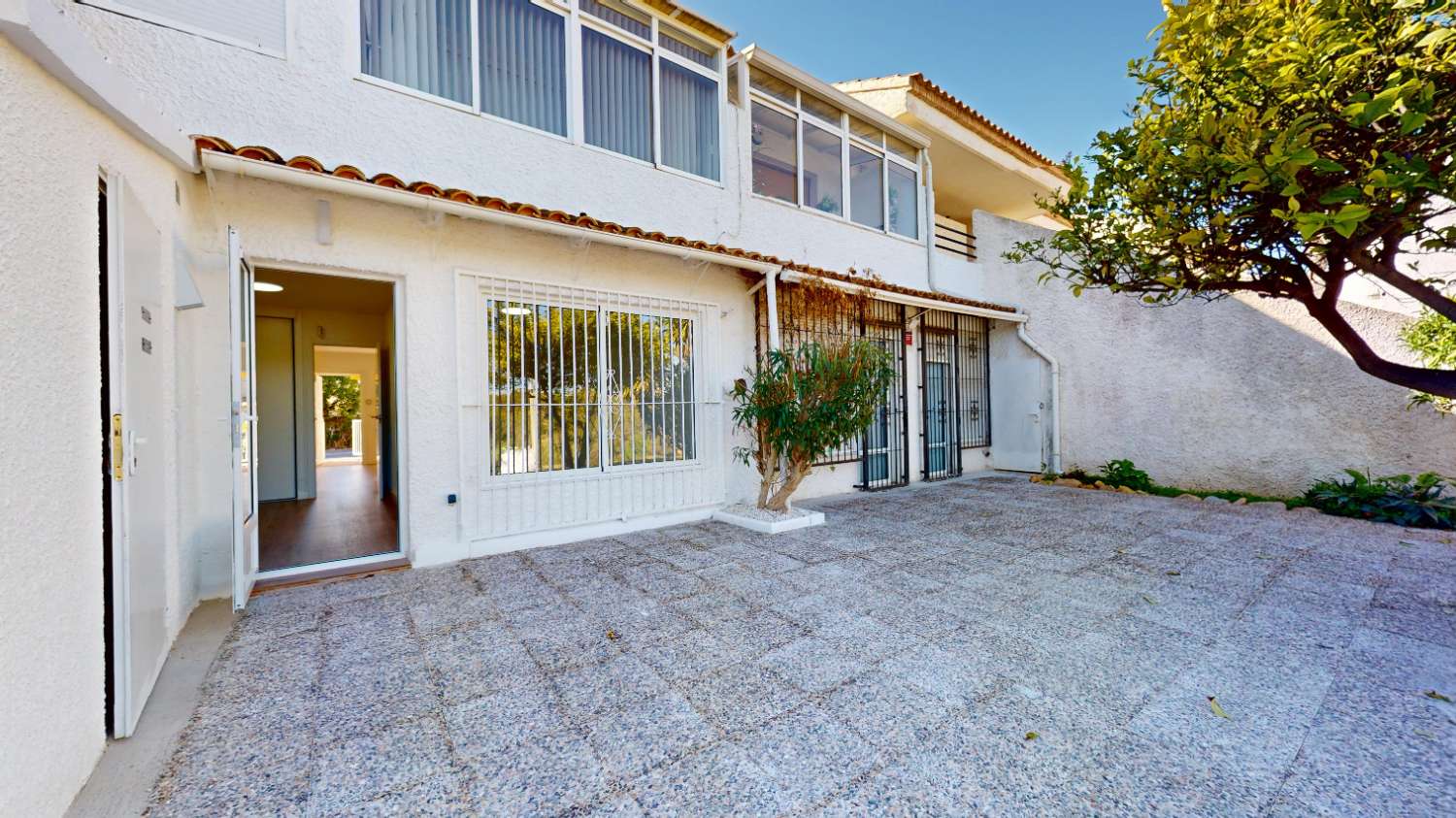 Bungalow for Sale in Orihuela, Alicante