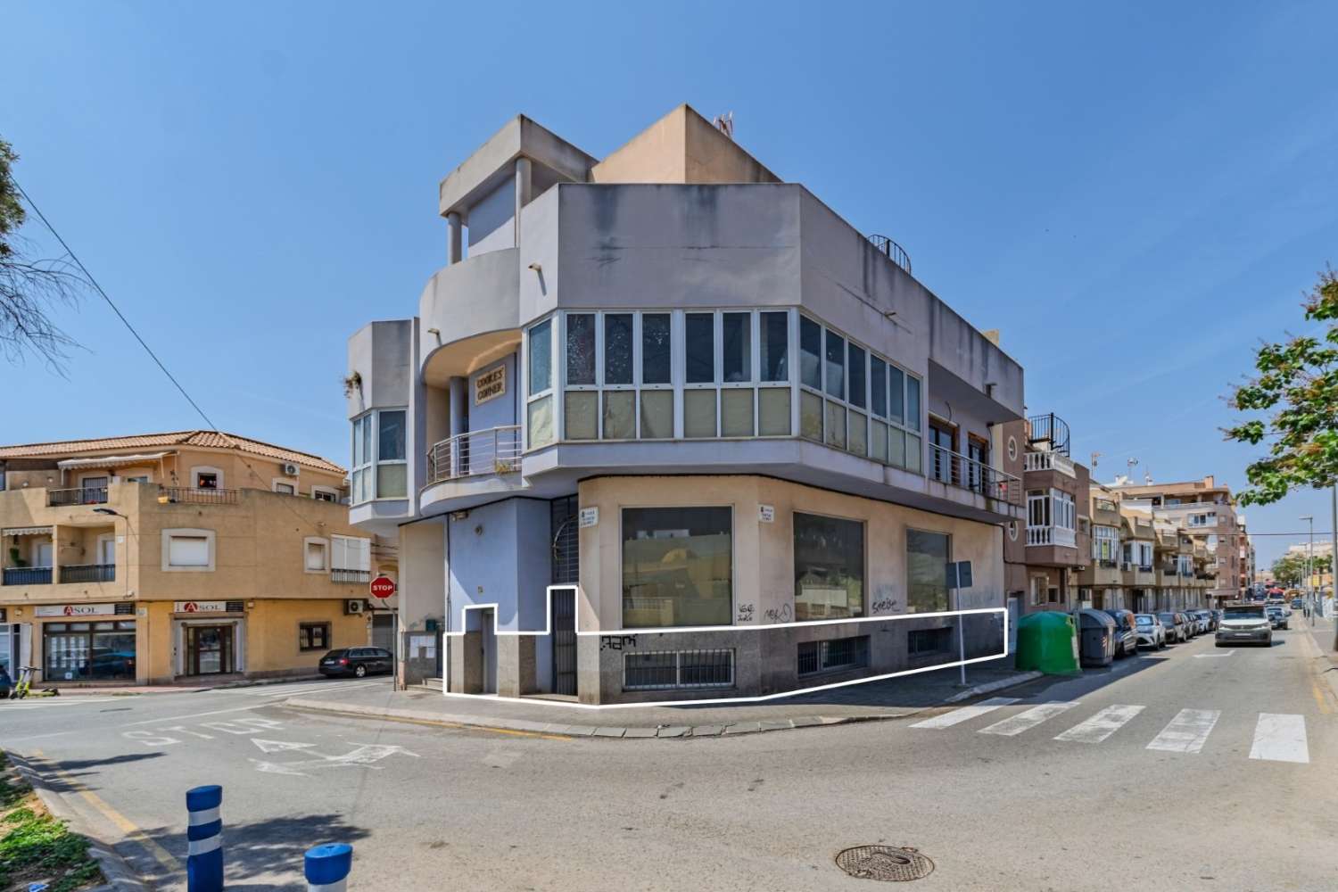 property_266377_465 Commercial for Sale in Torrevieja, Alicante