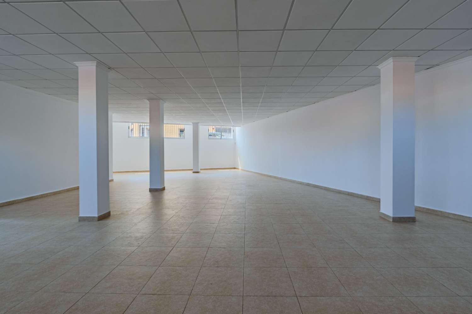 Commercial for Sale in Torrevieja, Alicante