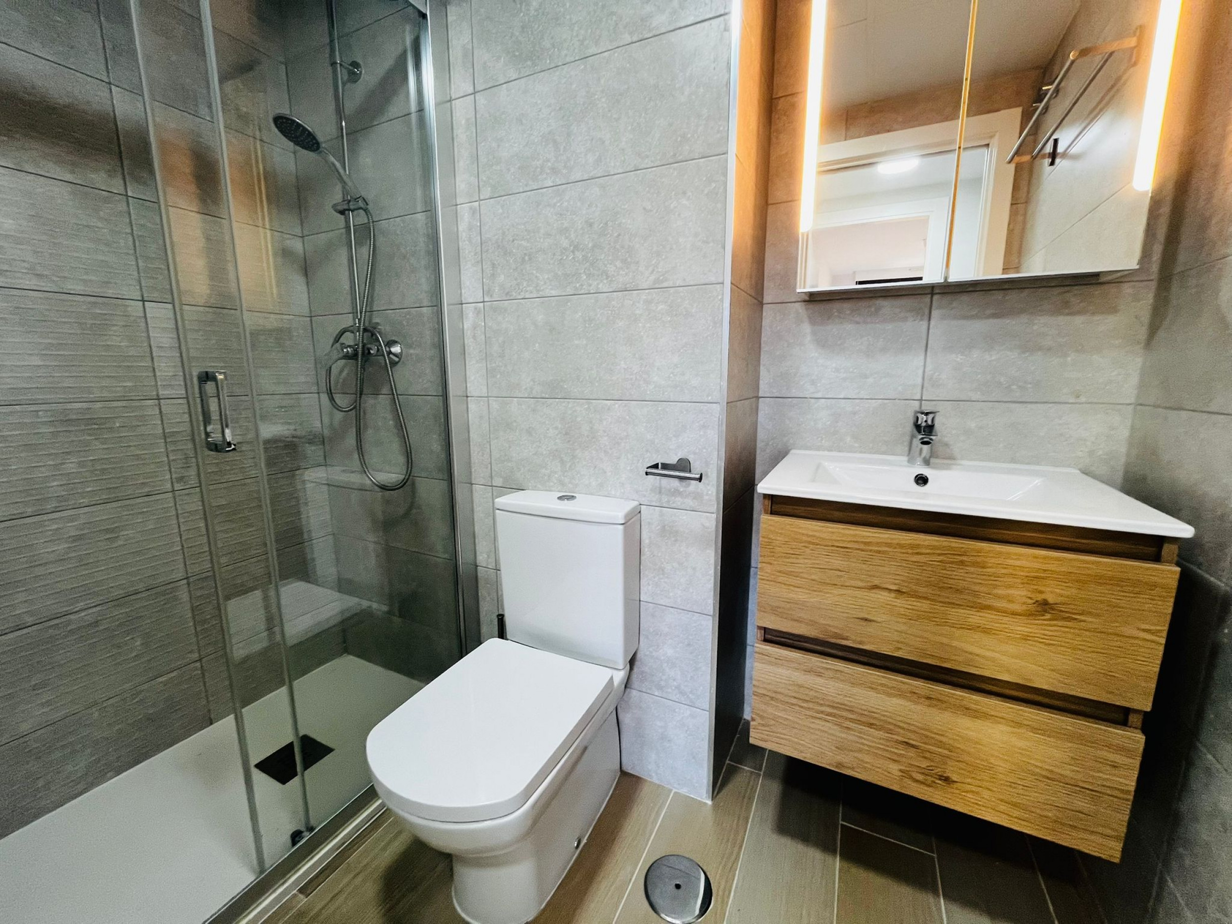 Apartment for Sale in Playa Honda, Murcia