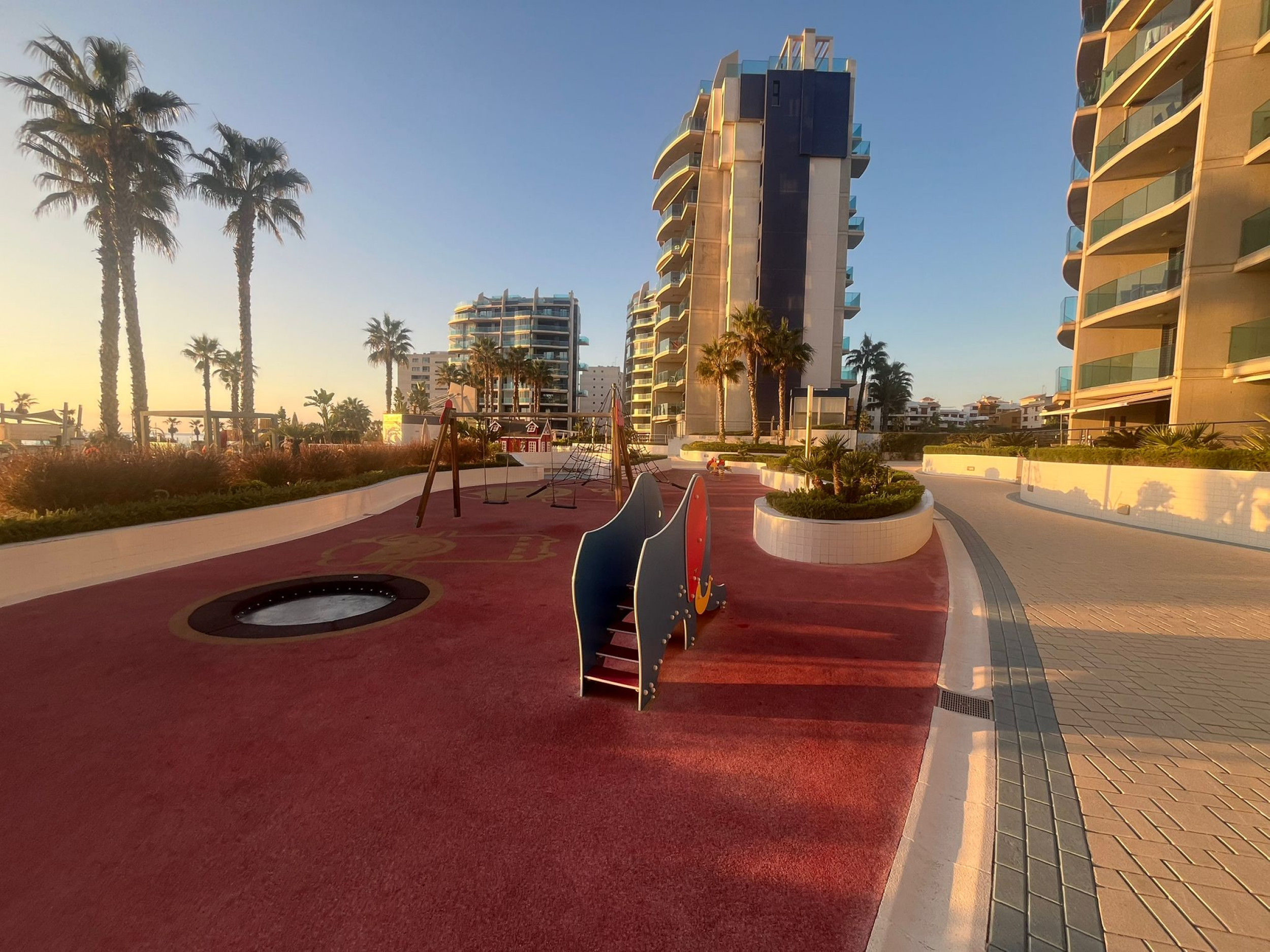 Apartment for Sale in Punta Prima, Alicante