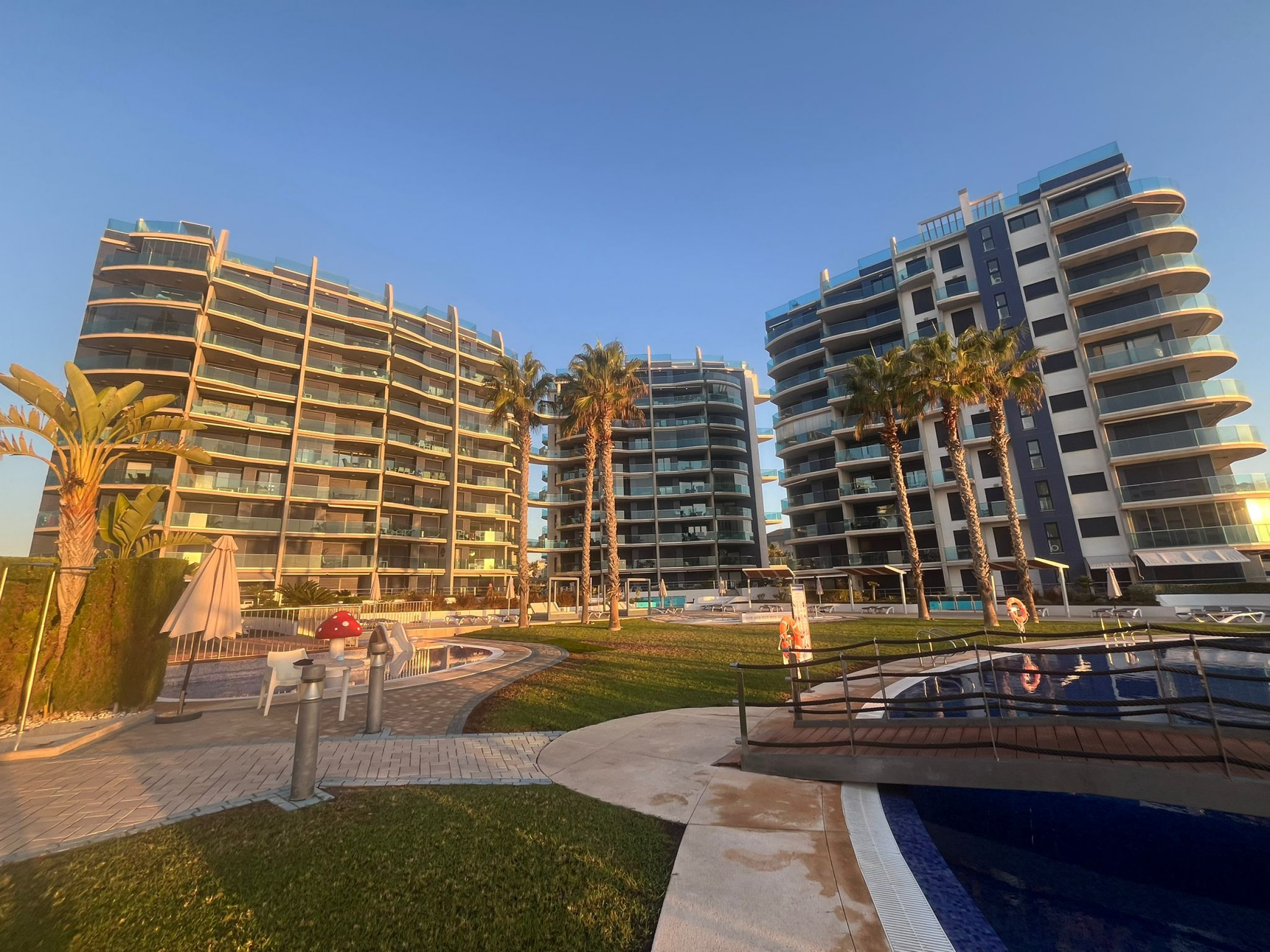 Apartment for Sale in Punta Prima, Alicante