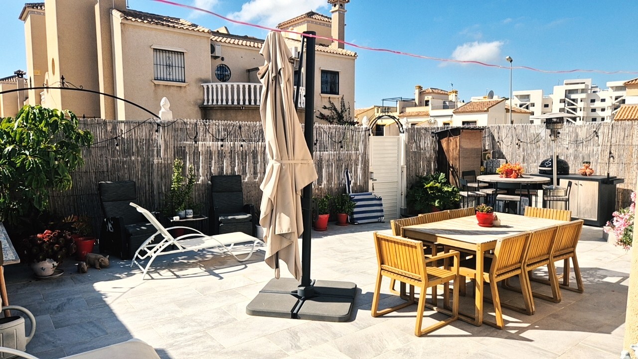 Quad House for Sale in El Galan, Alicante