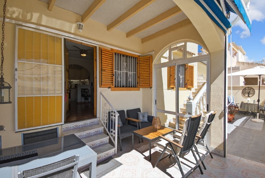 Quad House for Sale in Playa Flamenca, Alicante