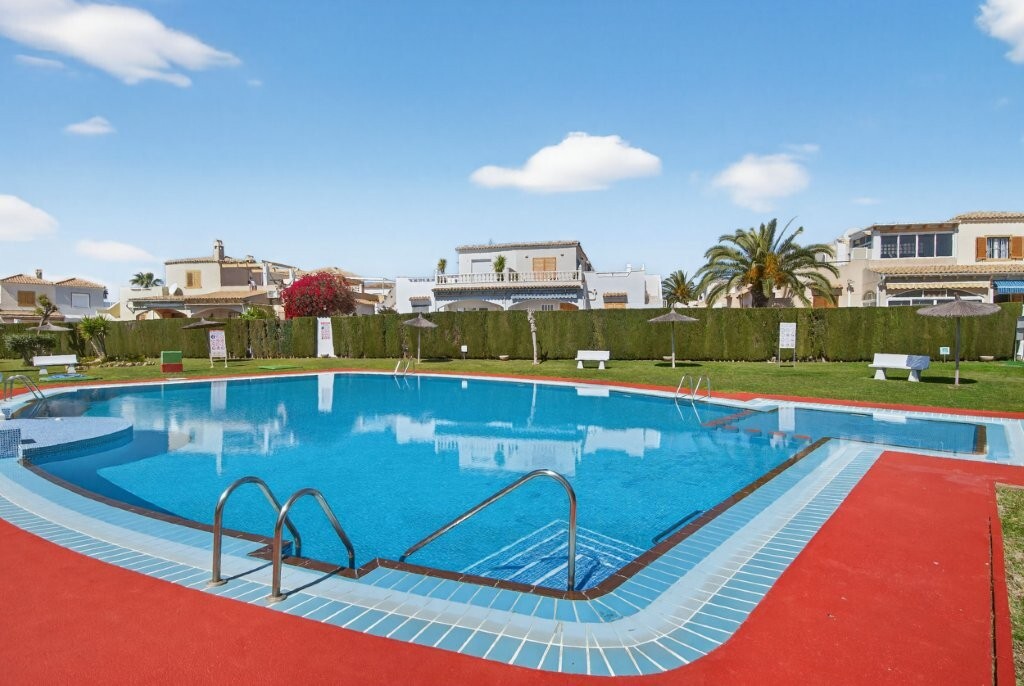 Quad House for Sale in Playa Flamenca, Alicante