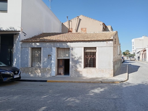 Semi Detached for Sale in Los Montesinos, Alicante